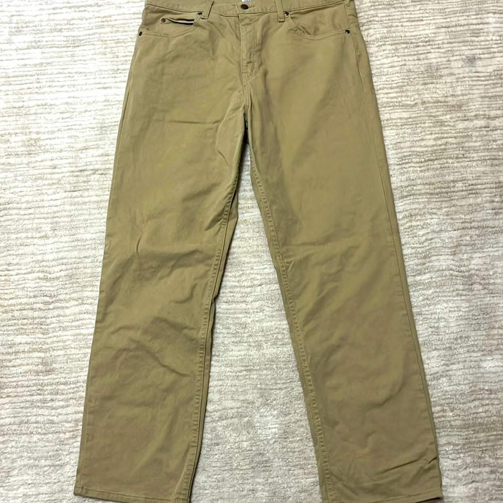 Sanddlebred new khaki size 36/32